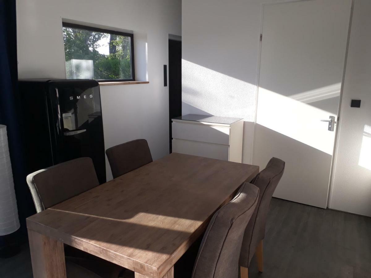 Waegen Uus Apartamento Wolphaartsdijk Exterior foto